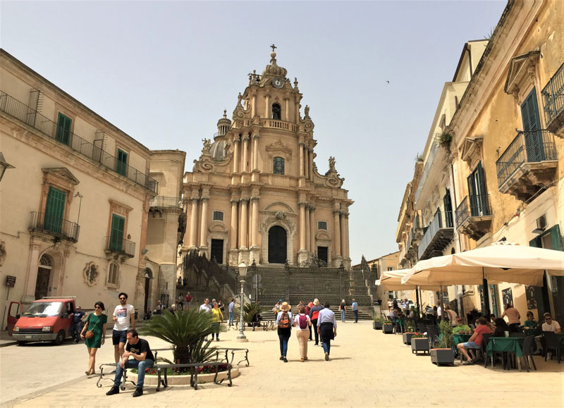 PiazzaDuomoRagusaIbla Italië Magazine